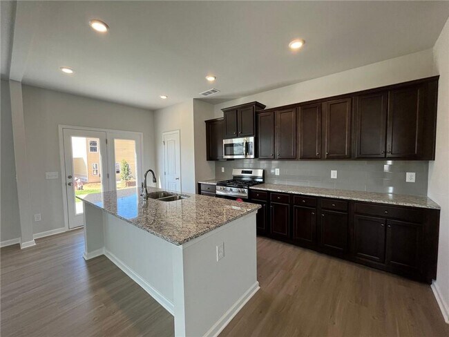 Building Photo - 108 Windover Wy