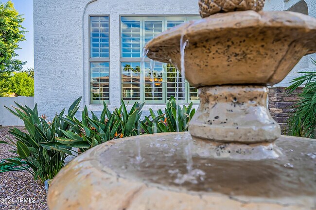 Foto del edificio - 11619 E Bellflower Dr