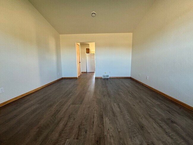 Foto del edificio - 416 Pecor St