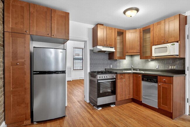 Foto del edificio - 702 Bloomfield St