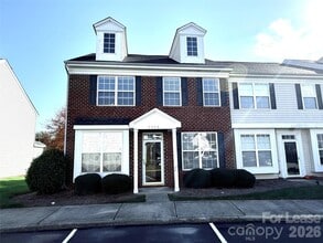 Building Photo - 7549 Bluff Point Ln