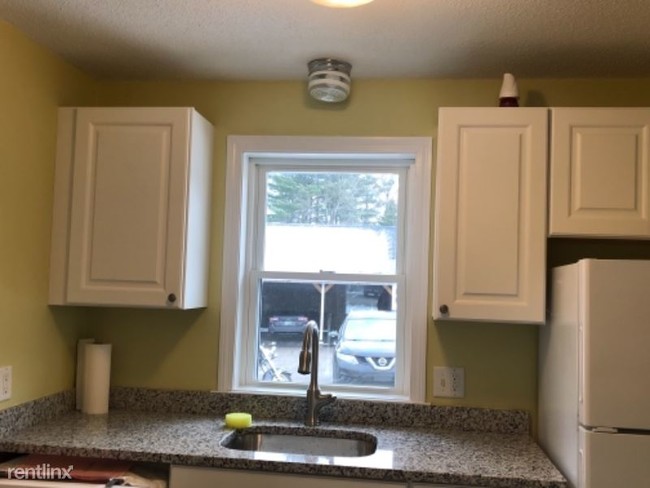Building Photo - 2 br, 1.5 bath Condo - 15 Whitewater Drive