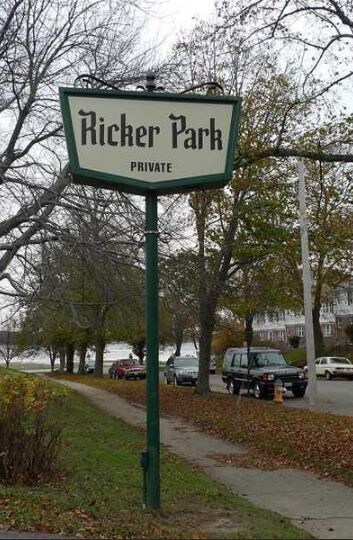 Primary Photo - 1 Ricker Park