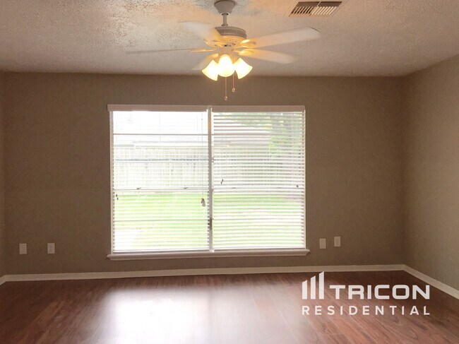 Foto del edificio - 3522 Campfield Ct