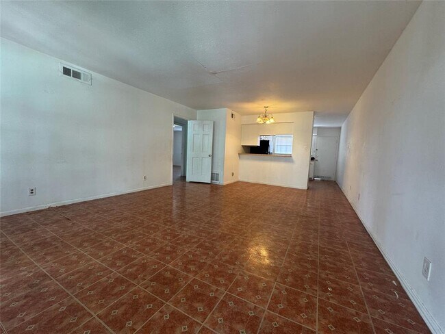Foto del edificio - 6405 Westward St