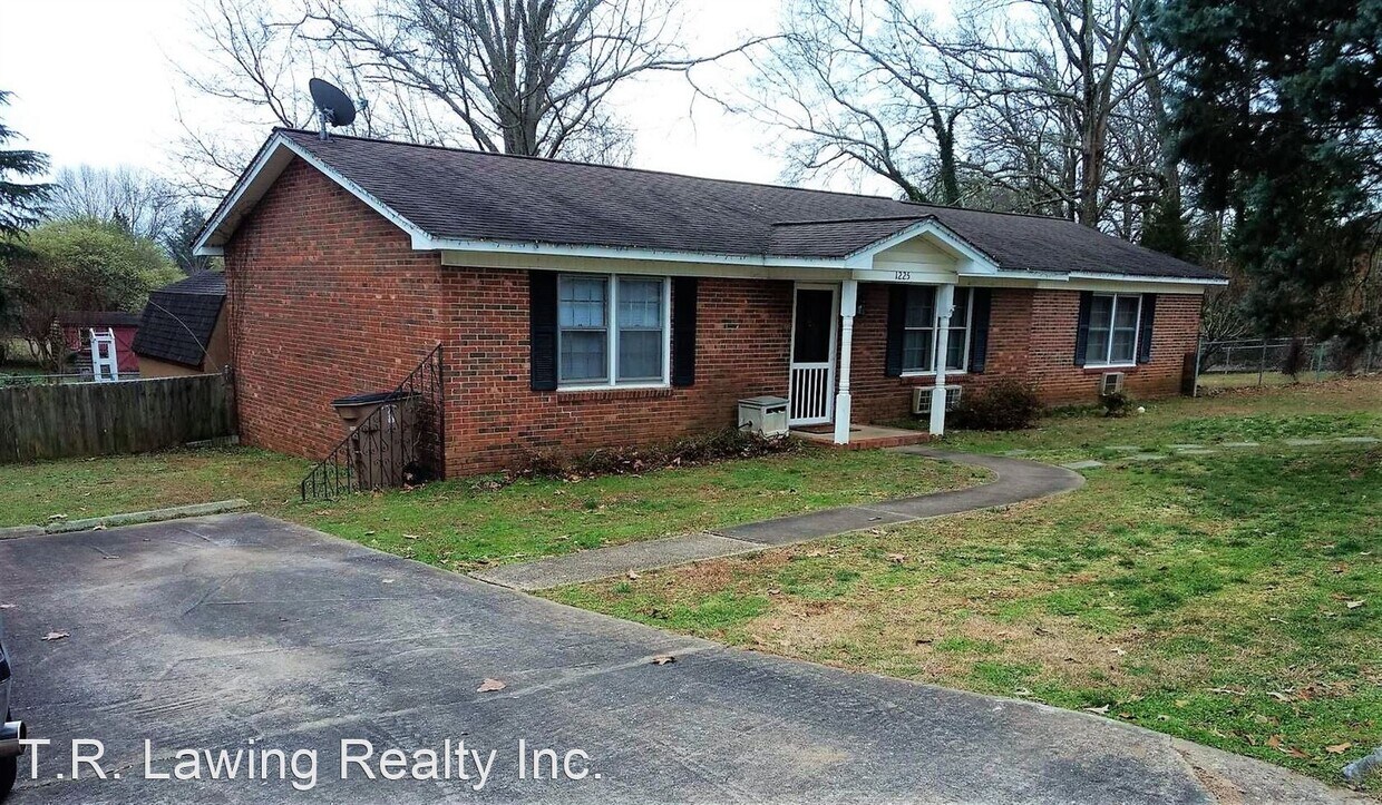 Primary Photo - 3 br, 2 bath House - 1225 Patterson Street