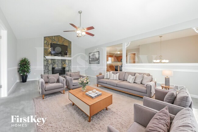 Foto del edificio - 221 Whitney Ln