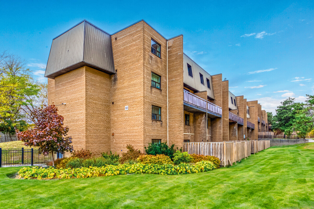 Primary Photo - Brampton Village Townhomes