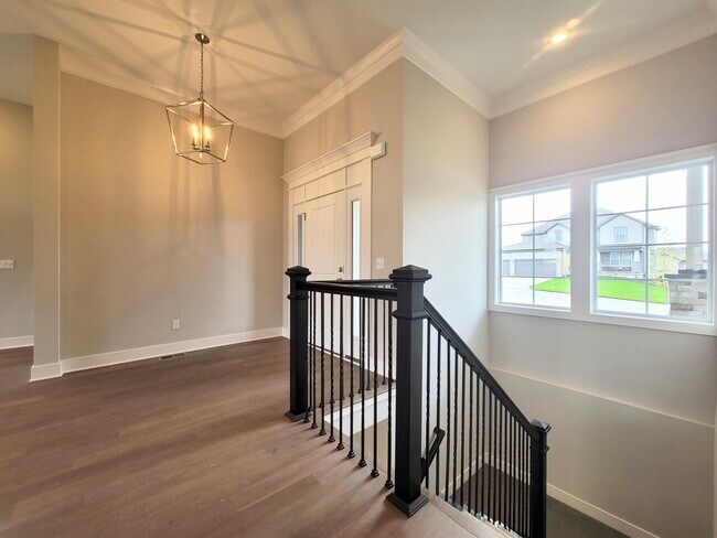 Building Photo - 2736 W Loula St