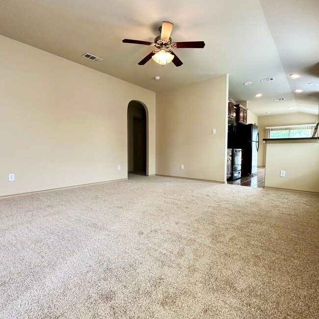 Foto del edificio - Move in Special! This one won't last long!