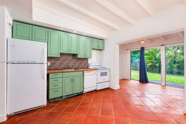 Foto del edificio - 1716 SW 12th Ct