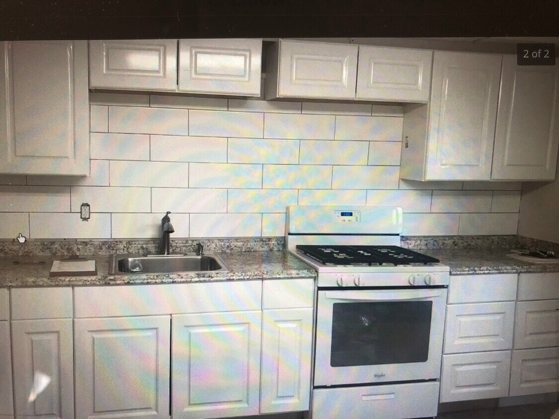 Kitchen - 127 2nd St