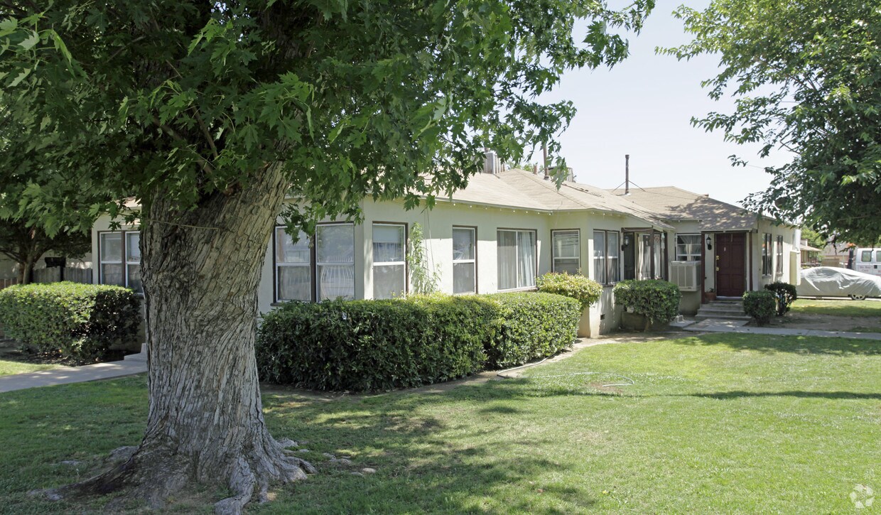 Primary Photo - Olive Manor Apartments