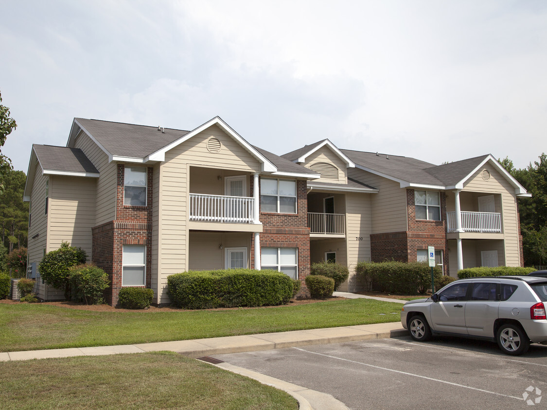 Exterior - Raeford Green Apartments