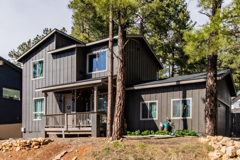 Foto principal - 753 Comanche St