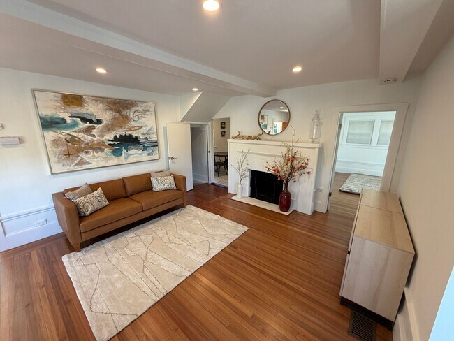 Foto del edificio - 879 E 28th St