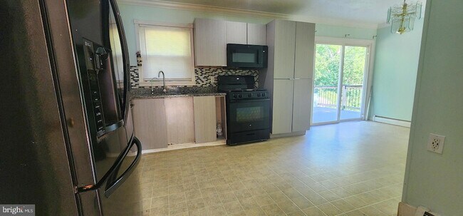 Foto del edificio - 13821 Gilbert Rd