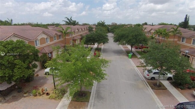 Building Photo - 9990 NW 19th Pl