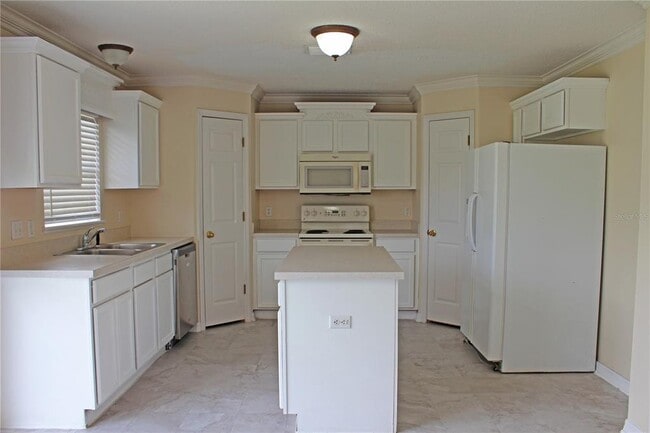 Foto del edificio - 8067 Settlers Creek Cir