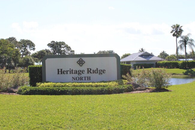 Foto del edificio - 6686 SE Yorktown Dr