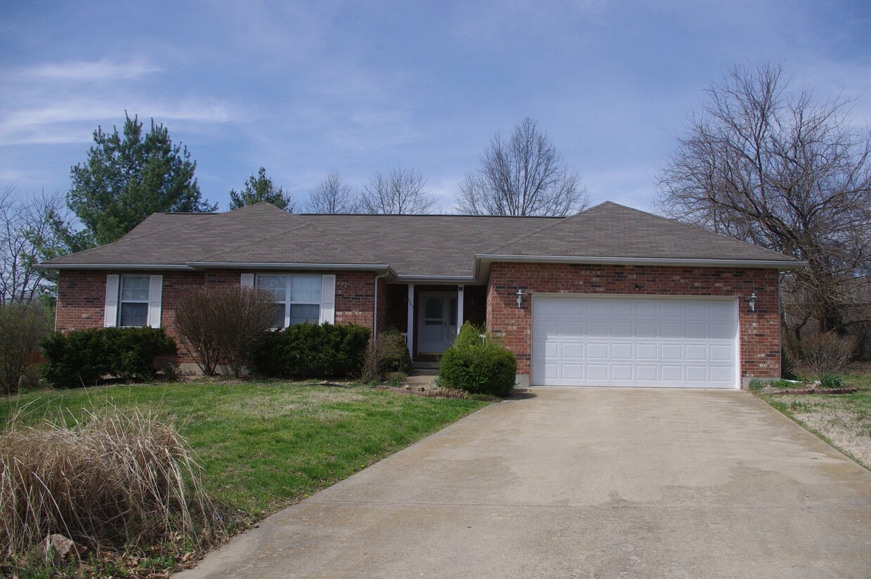 Primary Photo - Spacious home for rent