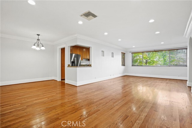 Foto del edificio - 14934 Dickens St