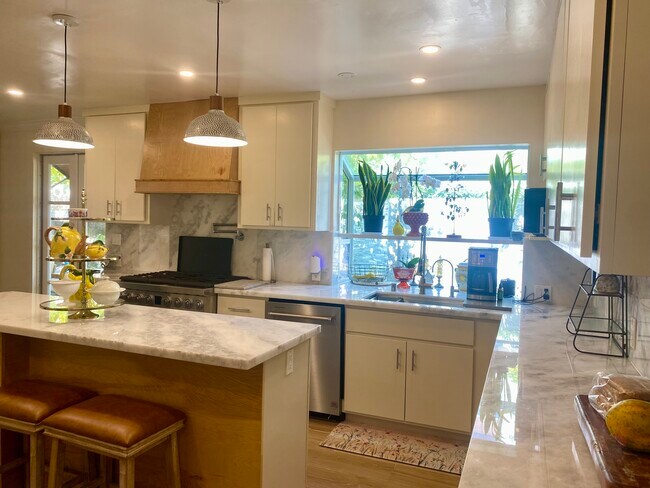 Foto del edificio - 11323 Mississippi Ave