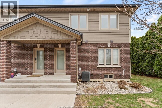 Photo du bâtiment - 204 Beechwood Dr