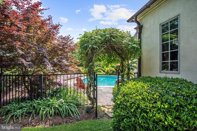 Foto del edificio - 1 Saddlebrook Ln