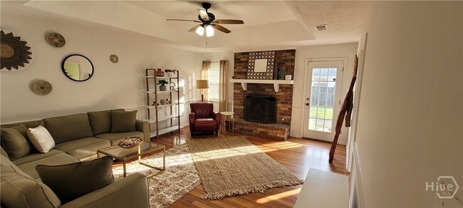 Building Photo - 8 Wyckfield Ct