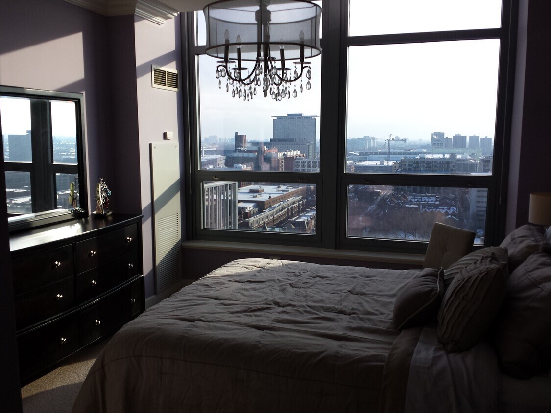 Foto principal - 1600 S Prairie Ave