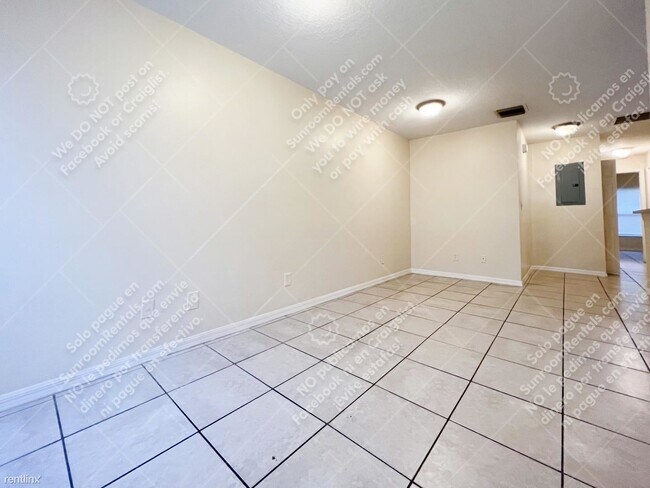 Foto del edificio - 2 br, 1 bath Duplex - 2407 E 17th Ave B B