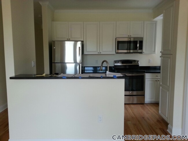 Building Photo - 3 Chauncy St