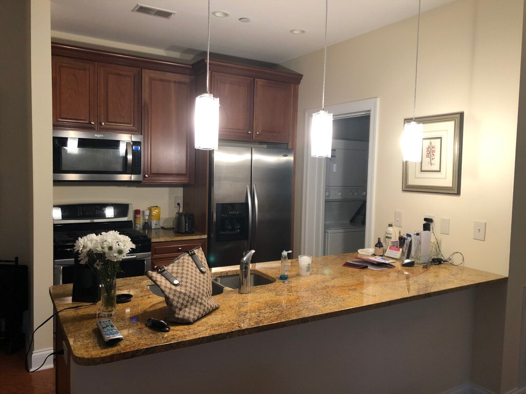Nice kitchens - 900 N McKnight Rd