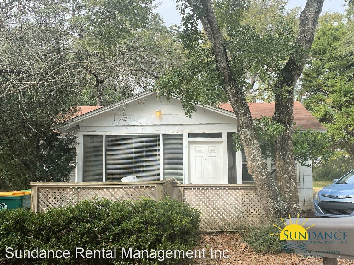 Primary Photo - 2 br, 1 bath House - 1 La Brisa Beach Circle