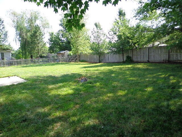 Building Photo - 2104 Limerick Ln