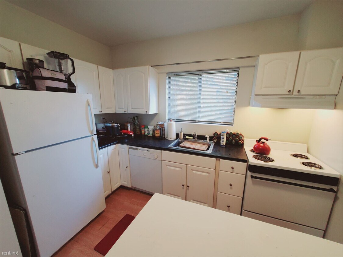 Primary Photo - 1 br, 1 bath Condo - 22 Cove Rd Apt 1
