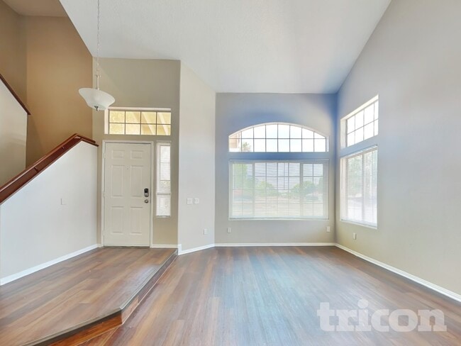 Foto del edificio - 44238 Gillan Ave