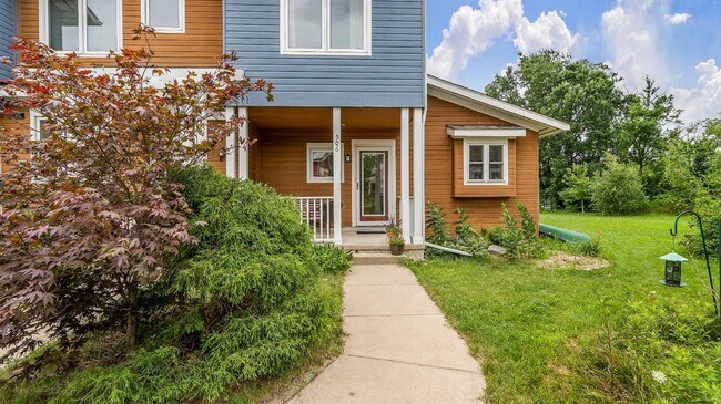 Foto del edificio - 500 Little Lake Dr