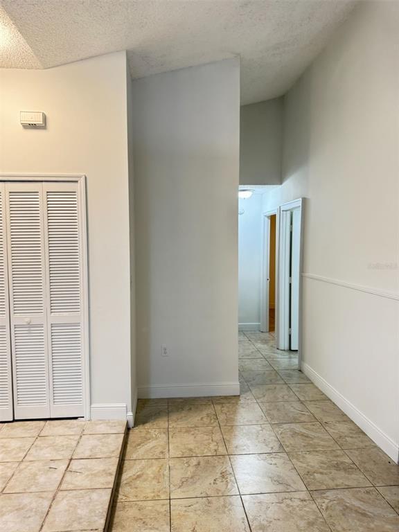 Foto del edificio - 10526 Bridlewood Ave