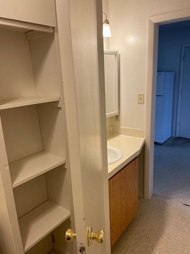 Foto del edificio - Sweet little Bungalow Near Old Town!