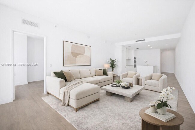 Foto del edificio - 700 NE 24th St