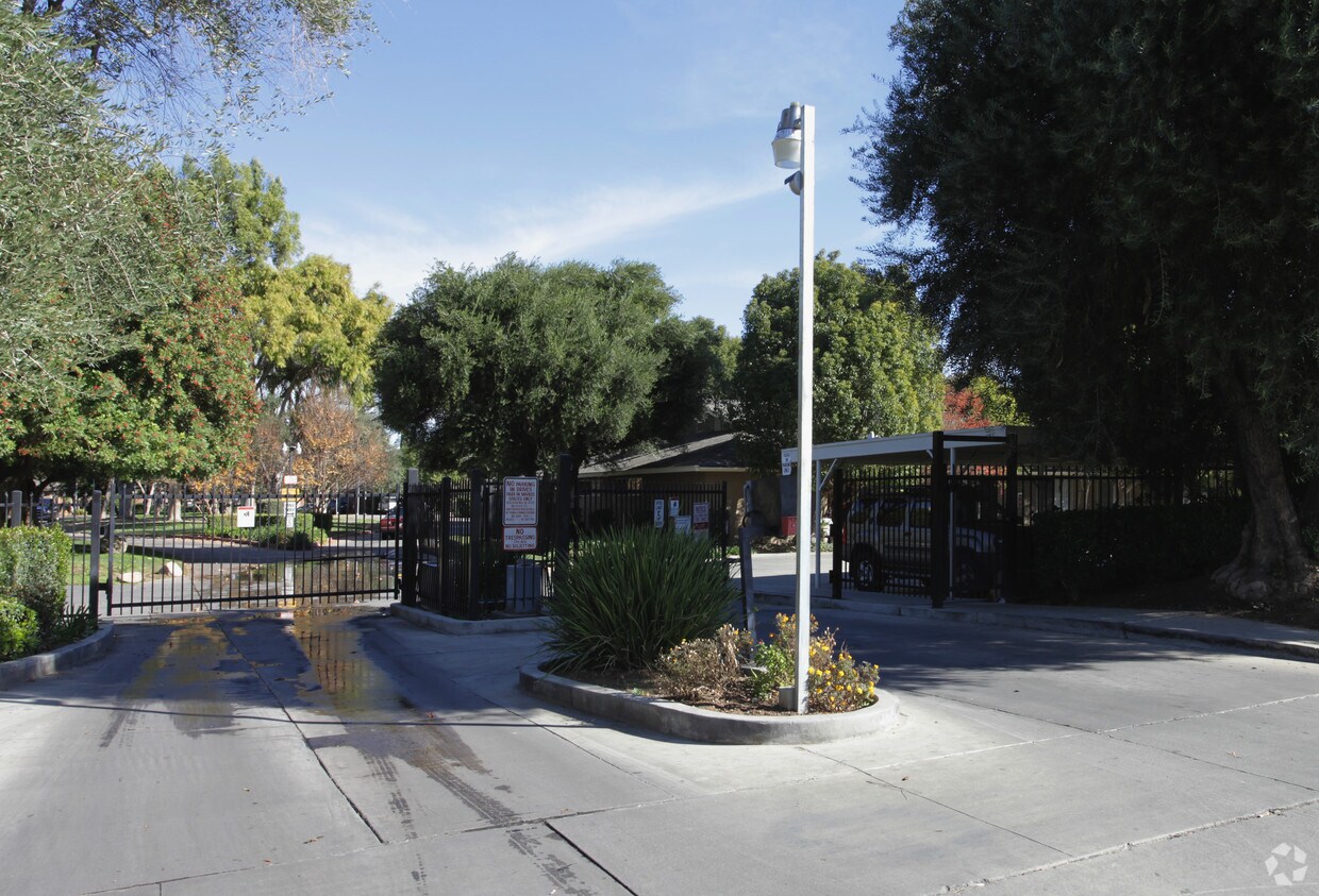 4665 Jackson St, Riverside, CA 92503 Apartments in Riverside, CA