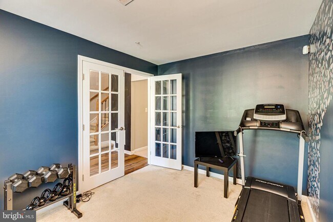 Building Photo - 11812 St Linus Dr