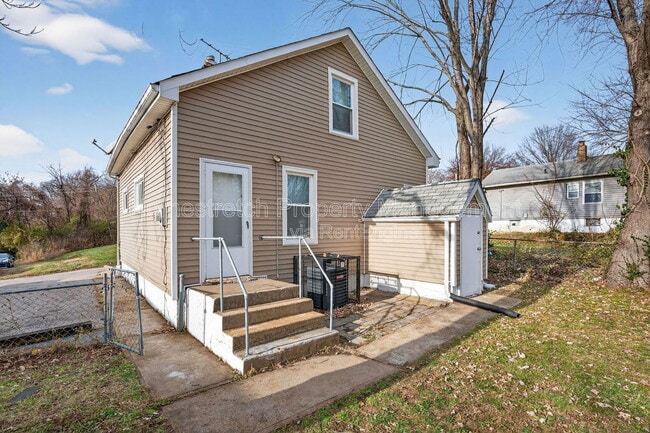 Building Photo - 5430 Hodiamont Ave