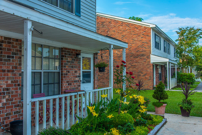 Foto del edificio - Northlake Townhomes