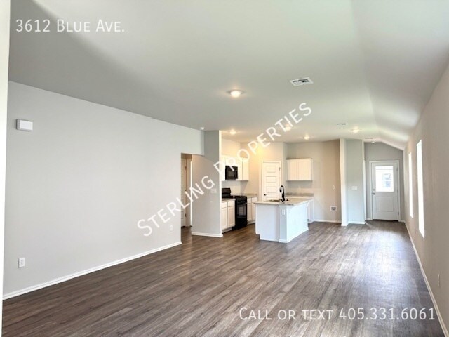 Foto del edificio - 3612 Blue Ave