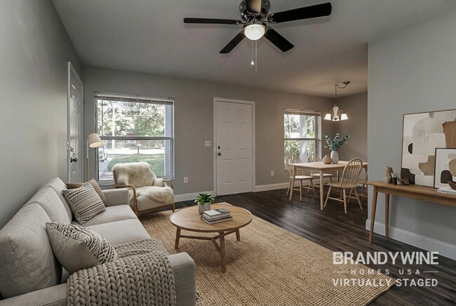 Foto del edificio - 1423 N Tremain St