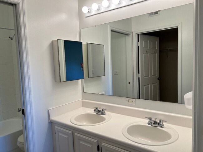 Foto del edificio - Spacious 2/2 in The Links at Haile #u131