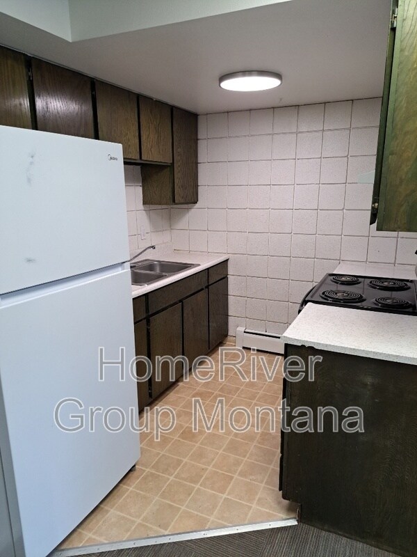 Foto del edificio - 707 SW Higgins Ave